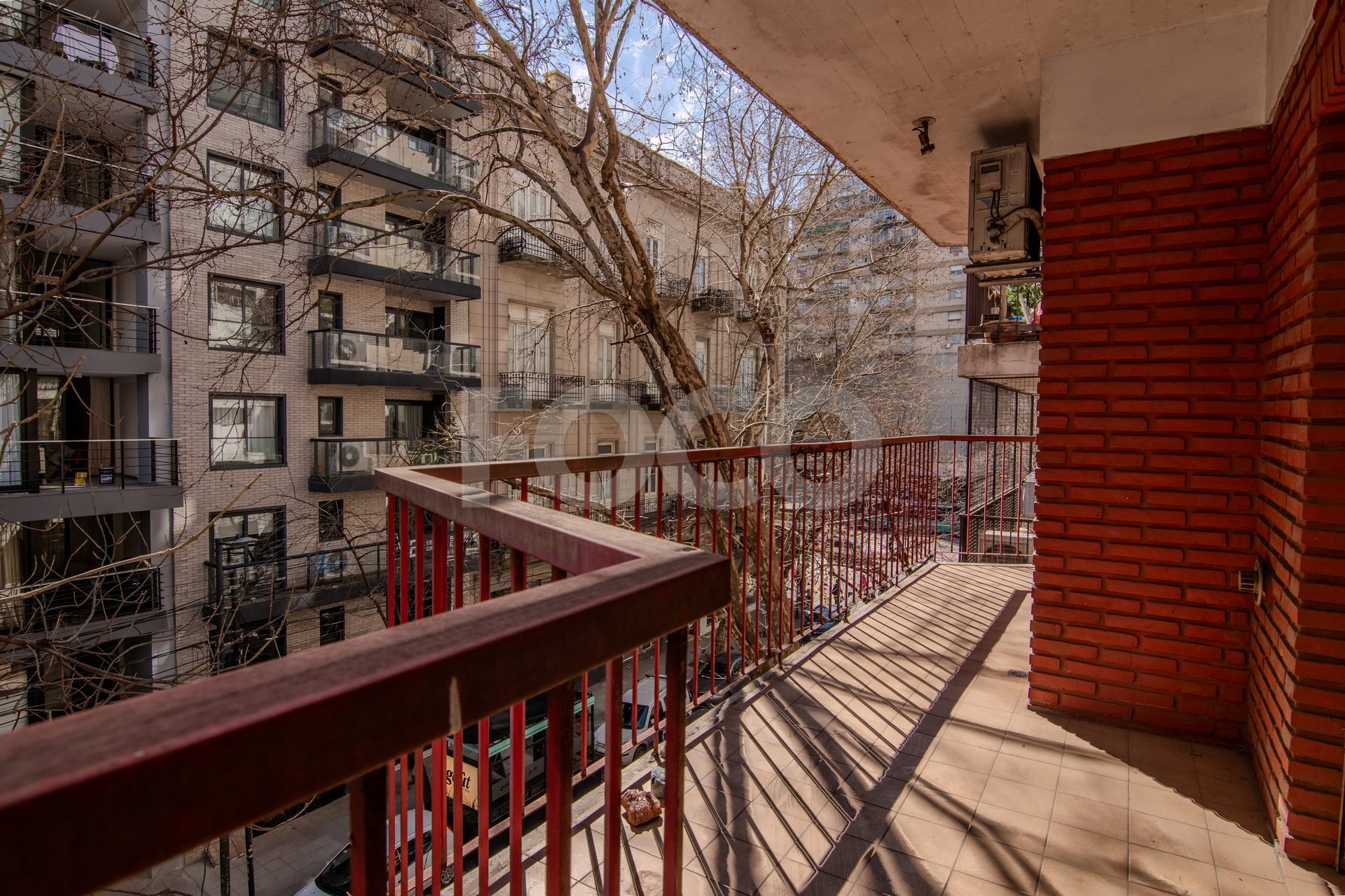Balcón con vista abierta